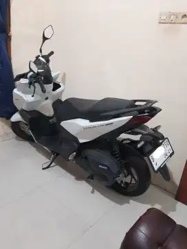 vario 160 tahun 2024