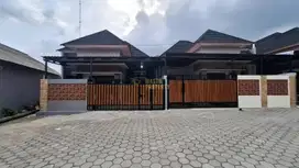 RUMAH CANTIK PALING LARIS DEKAT EXIT TOL MAGUWOHARJO DI SLEMAN