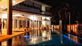 Dijual Hotel Mewah View Pantai di Gili Trawangan, Nusa Tenggara Barat.