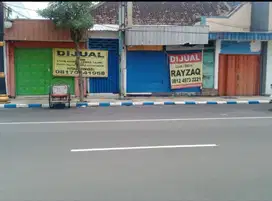 Dijual Area Usaha Luas 645m2 diPusat Kota Pasuruan Lok Strategis SHM