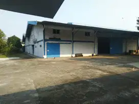 Gudang Disewakan di Kawasan Industri Jatake – Akses Container & Jalan