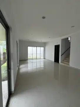 DIJUAL CEPAT  Rumah Golf island PIK  Cluster Serenade Type Aralia
