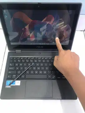 Asus Br1100f touchsreen n4500 4 gb ssd 128 gb