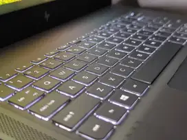 HP Envy 13 Intel Core I7 Gen 7 Keyboard Backlight Layar FullHD
