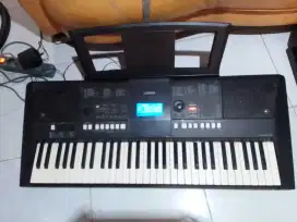 Keyboard like new yamaha