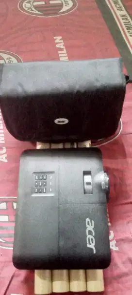 Infokus acer model x1