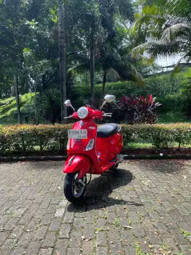 VESPA LX 125 2v KARBU 2011 TERMURAH