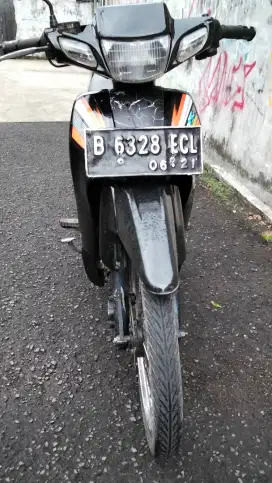 Jual Yamaha Vega r 2005 lengkap