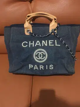 Tas pundak  jeans biru