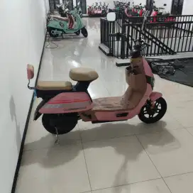TERLARIS SEPEDA LISTRIK MURAH BERKUALITAS HANYA 3 JUTAAN