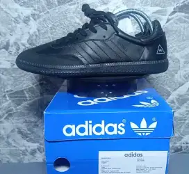Borongan Adidas Samba Pharell William