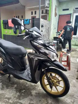 VARIO KZR 2012 CBS