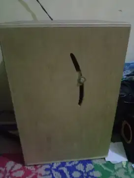 Kojun akustik kotak