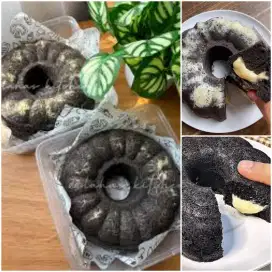 Bolu Ketan Hitam Keju Lumer