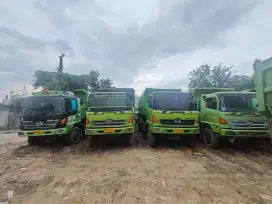 Dijual Dump truk