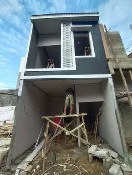 Rumah 2 lantai dekat mall graha Cijantung jaktim