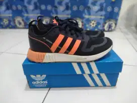 Sepatu running adidas ori 100%