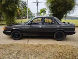 Nissan Sentra 1990 Bensin