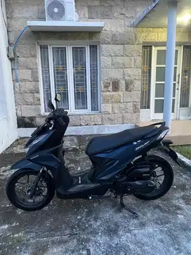Beat Deluxe 2023 Biru