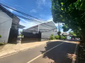 RUMAH DISELATAN JAKARTAN