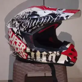 Hlem GM sist M jual cepat