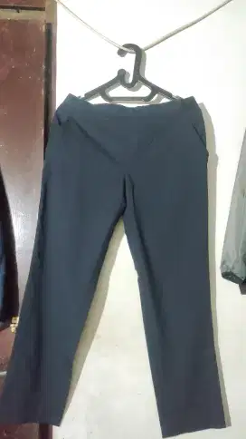 Celana Formal Uniqlo