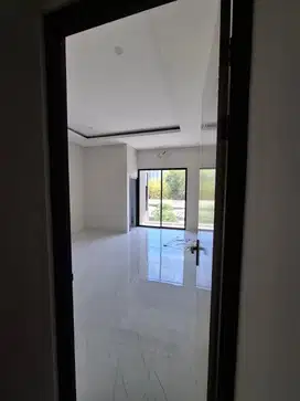 New Minimalis 2 Lantai Tenggilis Mejoyo Dekat Ubaya, Rungkut, Nginden