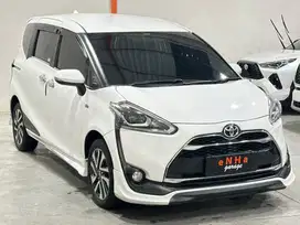 DP 11jt.. Toyota SIENTA Q 1.5 A/T 2016.. eNHa garage Semarang..