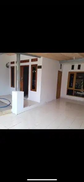Di sewakan 1 rumah per tahun