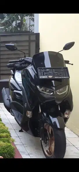 Dijual nmax 2022  low km hitam standart