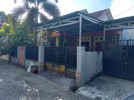 di jual cepat rumah jl.Mahligai komp.H.Raji