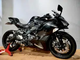 ISTIMEWA ‼️KAWASAKI ZX25R NON ABS TH 2020 LIKE NEW