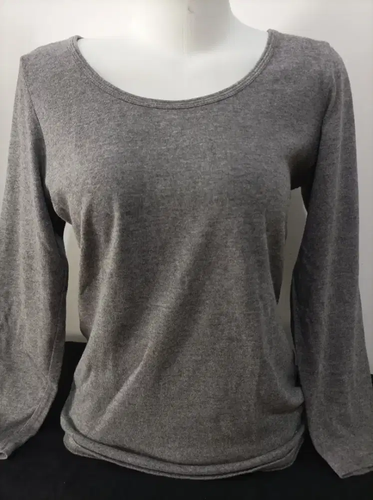 Kaos wanita lengan panjang