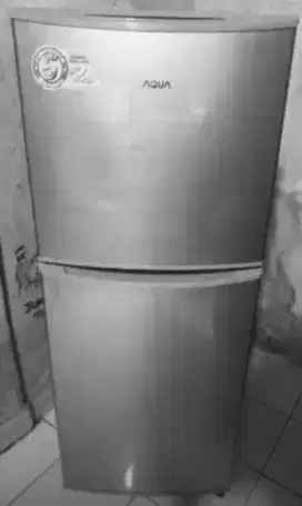Kulkas 2pintu AQUA