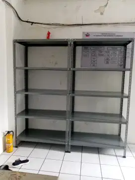 Rak siku besi serbaguna