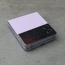 SAMSUNG GALAXY Z FLIP 4 SEIN 5G 512 GB MINUS RINGAN FUNGSI 100% NORMAL