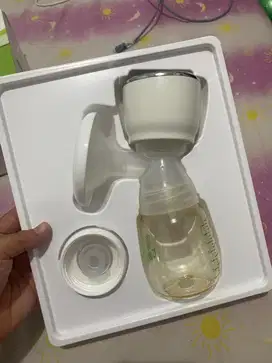 Mom Uung pompa asi