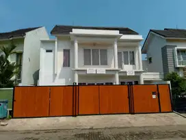 Rumah 2 Lantai Di Perumahan Serpong Park Tangerang Selatan
