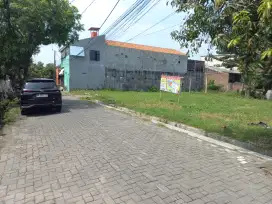 Tanah cocok untuk kos lokasi istimewa jalan lebar