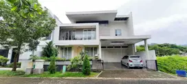 Rumah Di Graha Candi Golf, Semarang