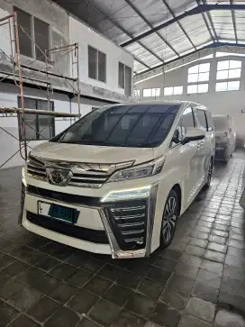 Toyota vellfire 2.5 G at 2021