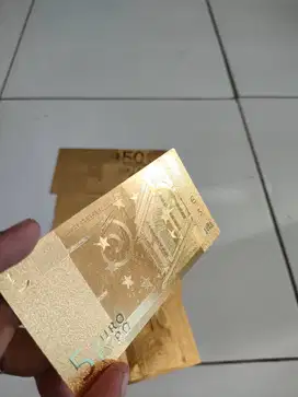 Uang Pajangan Mata Uang euro isi 7 lembar Bahan glossy