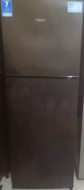 Kulkas Aqua dua pintu