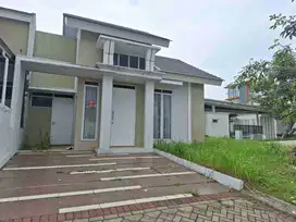 Dijual cepat dibwh hrg rumah realestate hoek, di citra indah city