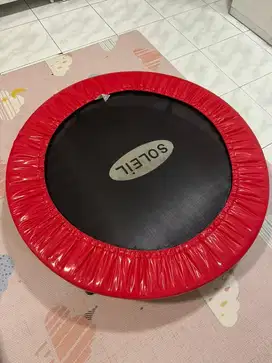 Trampolin anak, Ace hardware