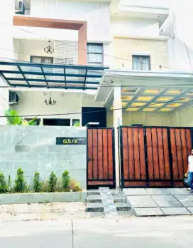 DIJUAL RUMAH CANTIK 2 LANTAI FULL FURNISHED