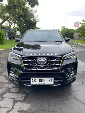 FORTUNER GR SPORT 2.8 DIESEL 2023/24 ASLI AB TGN 1