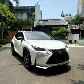 Lexus NX200t Fsport white