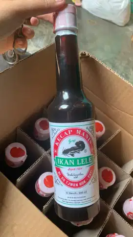kecap cap ikan lele asli pati botol 600ml
