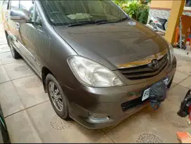 Toyota Kijang Innova Tahun 2011